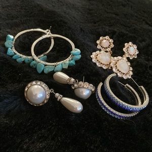 Four Pairs Of pretty Earrings!  All nice Custume jewelry!